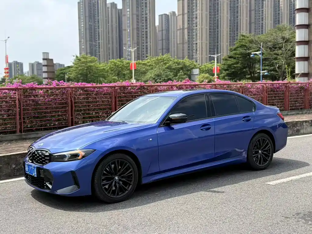 BMW 3-SERIES