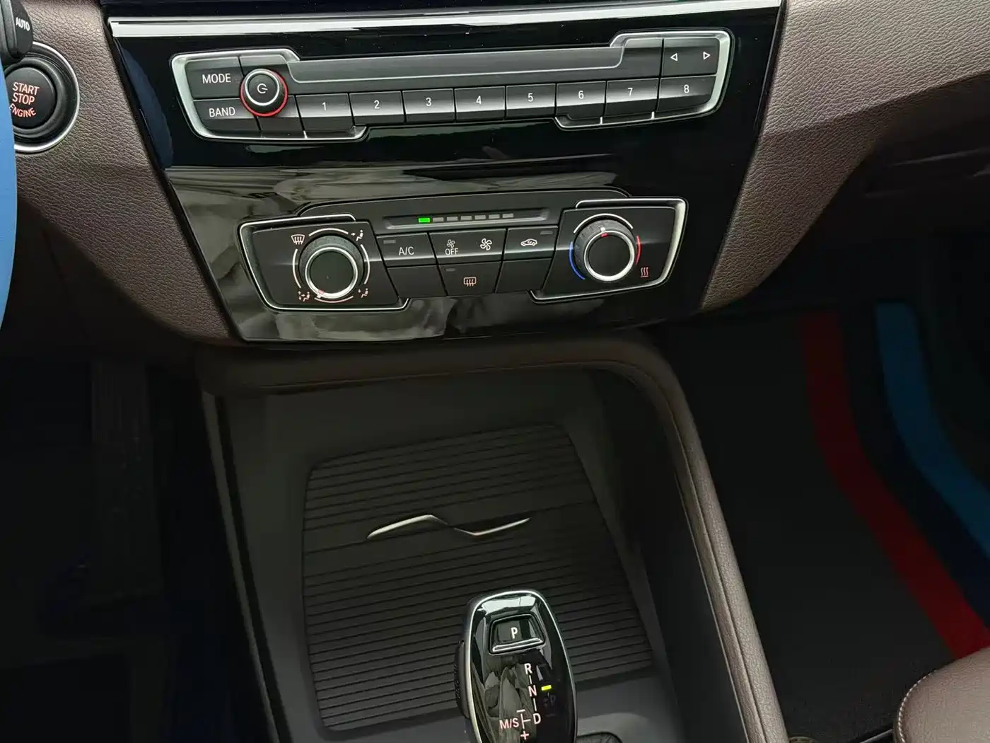 BMW X1 2022 sDrive20Li Fashion фото 17