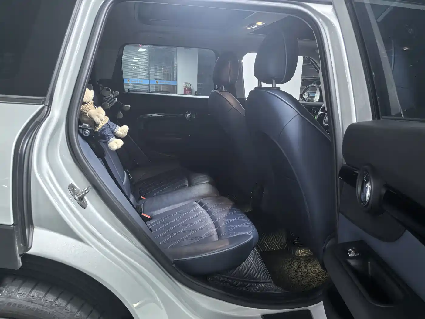 MINI CLUBMAN 2022 2022 Facelift 1.5T COOPER Connoisseur