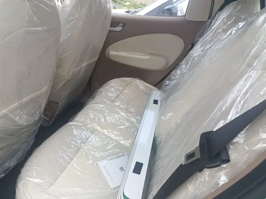 Wuling Motors Hongguang MINIEV 2026 2025 4-Door Advanced