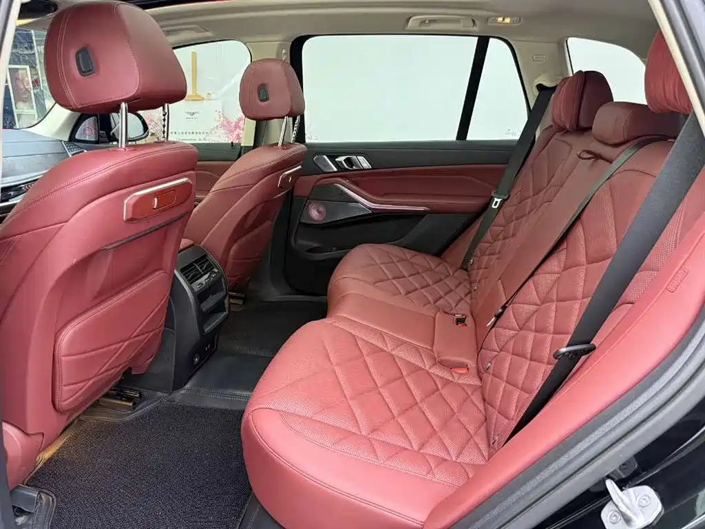 BMW X5 2023 xDrive 30Li Premium M Sport Package фото 21