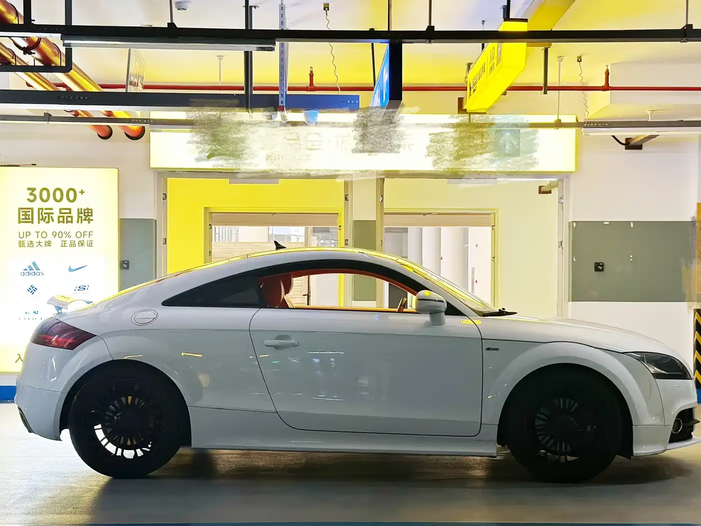 Audi TT 2011 TT Coupe 2.0TFSI фото 7