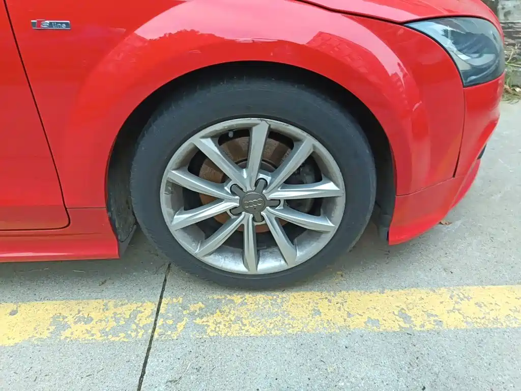 Фото 8 - Audi TT