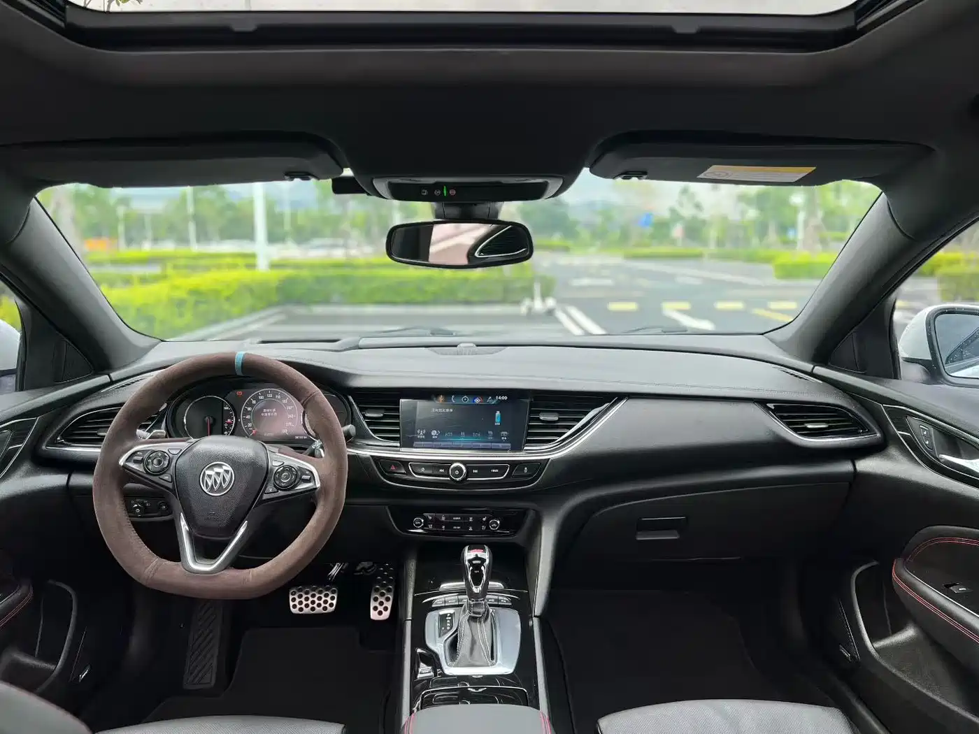 Buick Regal 2017 GS 28T Luxury Type фото 8