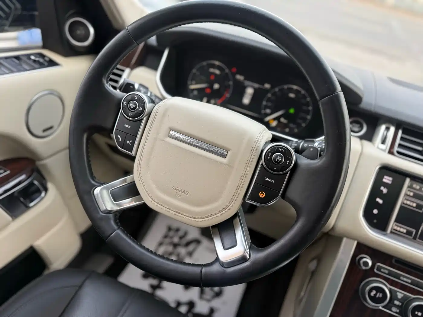 Land Rover Range Rover 2015 3.0 SC V6 Vogue фото 7