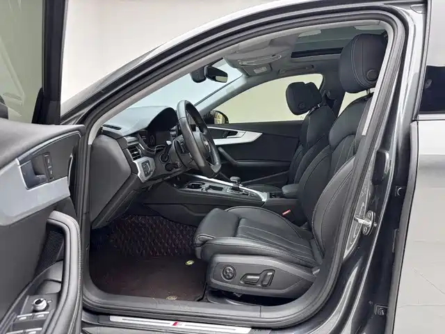 Audi A4L 2022 40 TFSI Luxury Dynamic фото 11