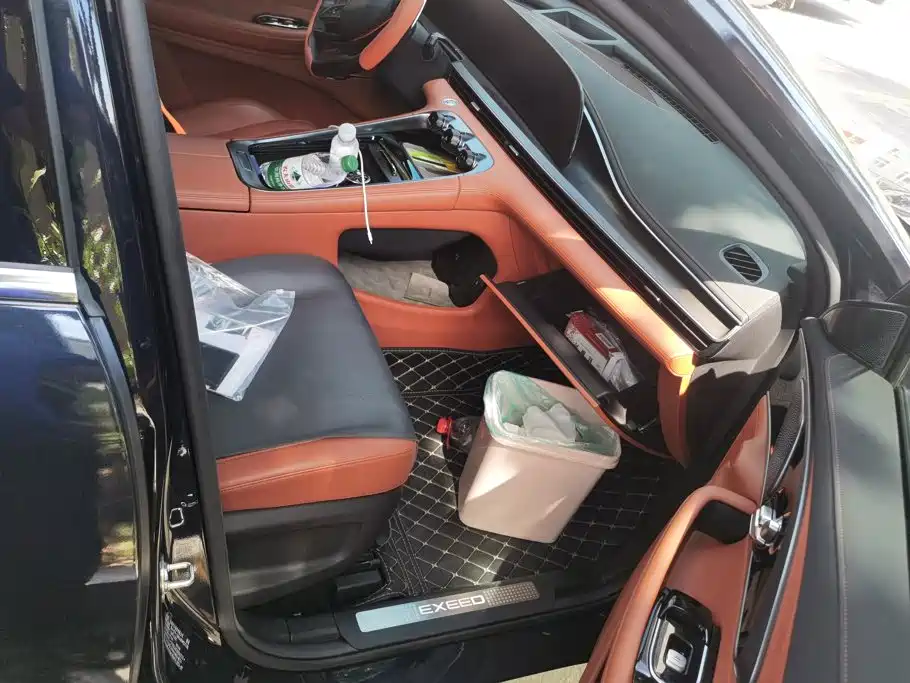 Exeed Lingyun 2024 2025 400T AWD International Edition
