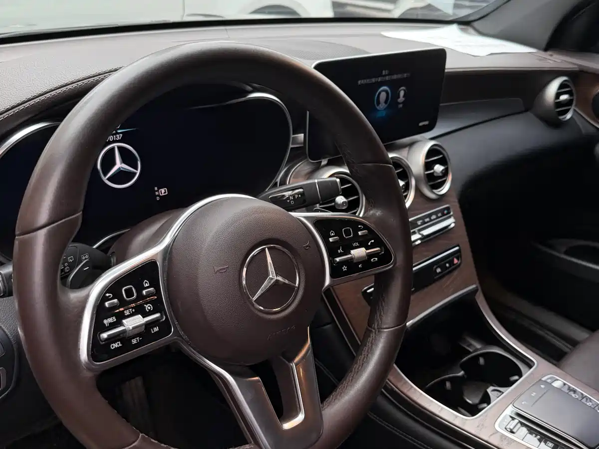 Mercedes-Benz GLC 2020 GLC 260 L 4MATIC Luxury фото 10