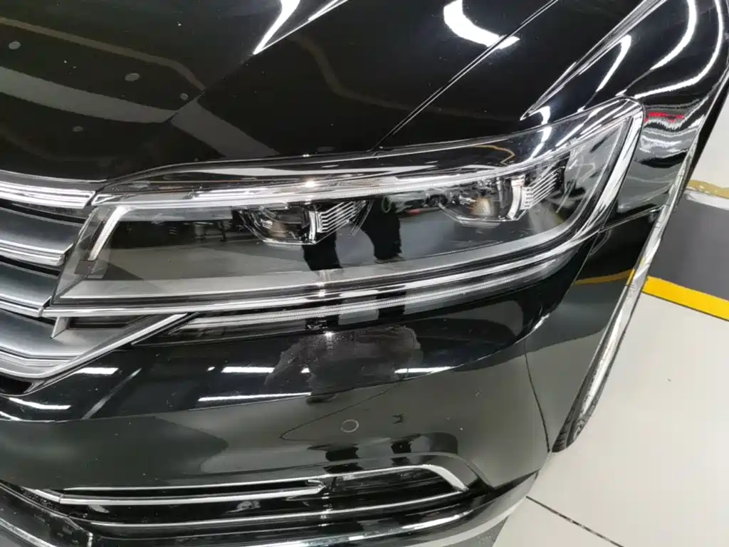 Photo 24 - Volkswagen Phideon
