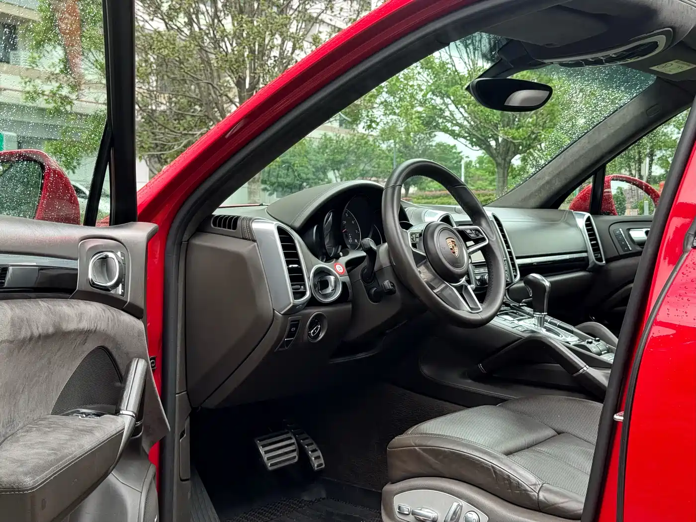 Porsche Cayenne 2016 Cayenne GTS 3.6T фото 4
