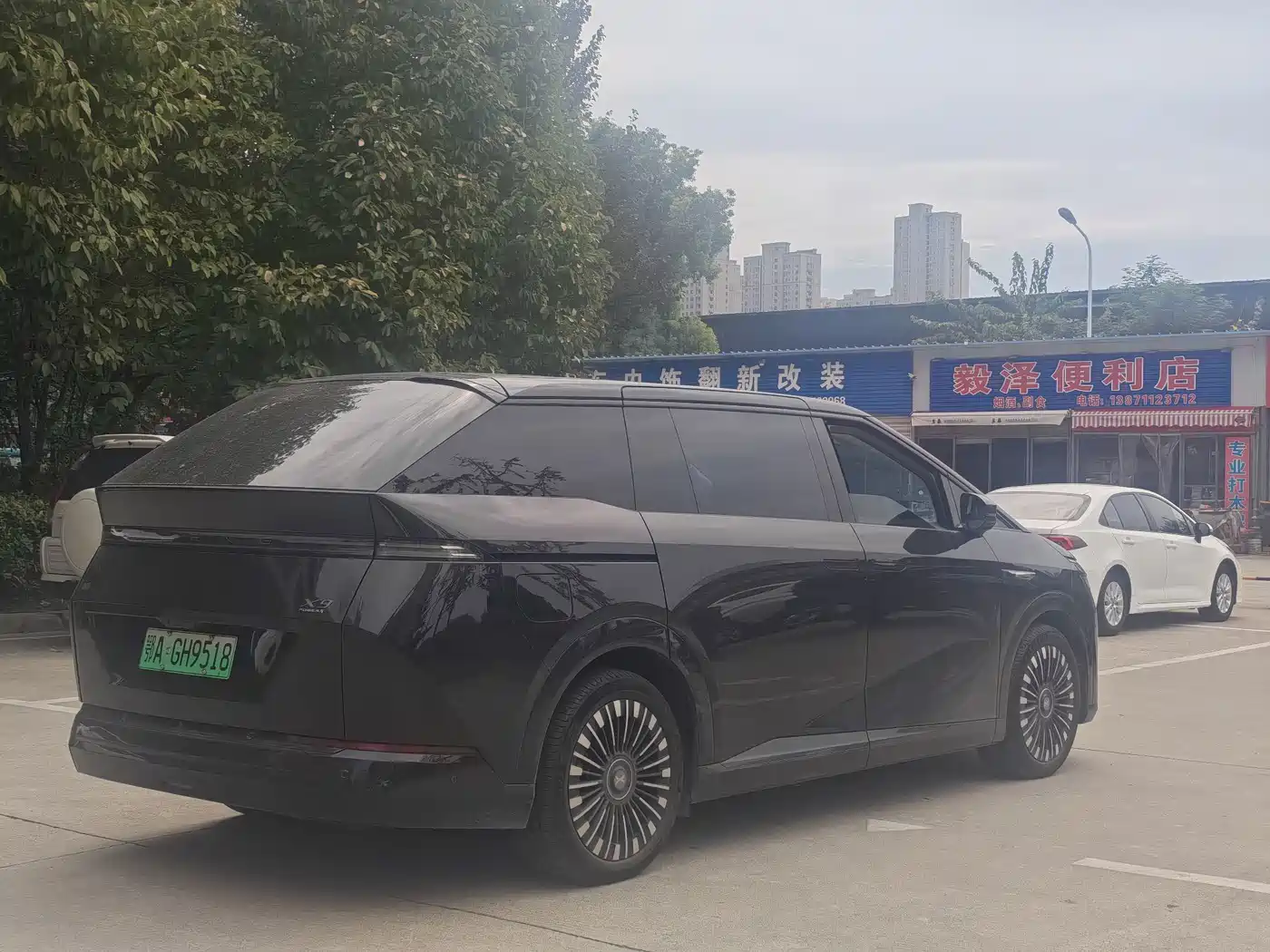 XPeng X9 2026 2025 Extended Range Edition