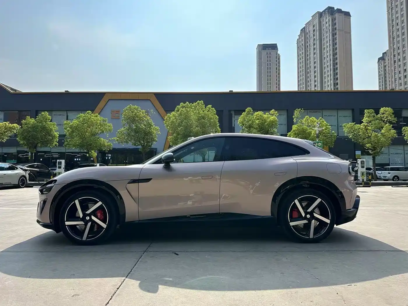 XIAOMI CAR XIAOMI YU7