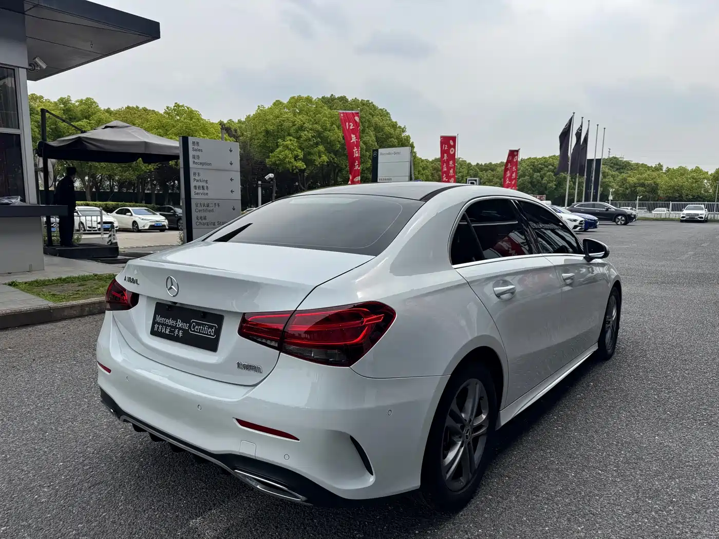 Mercedes-Benz A-Class 2021 A 180 L Sports Sedan фото 6