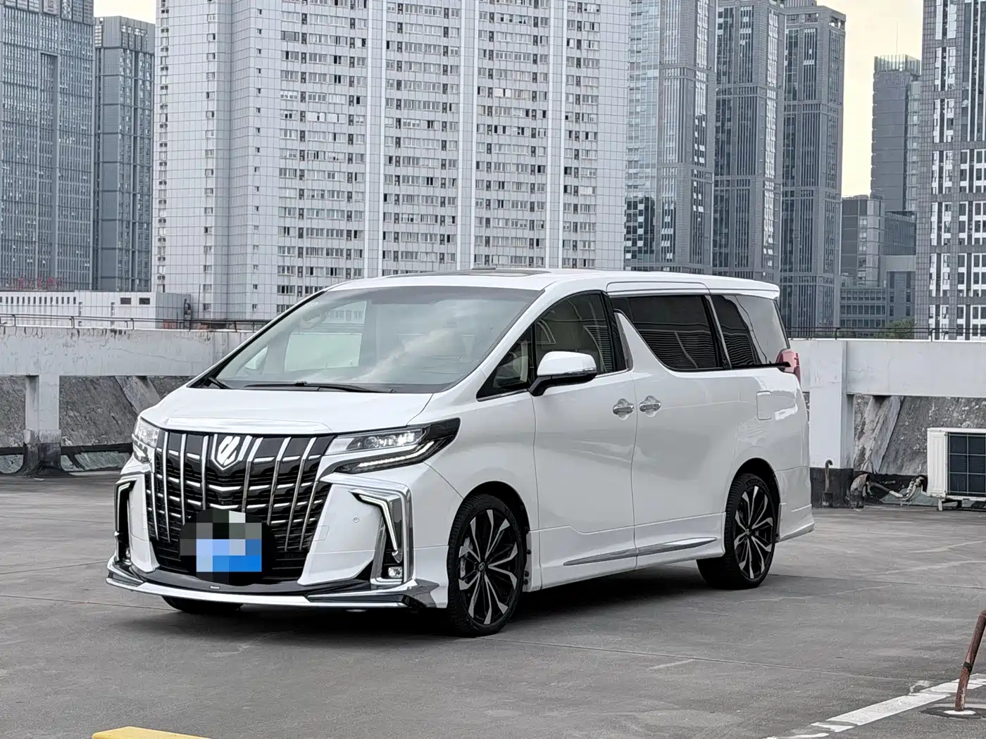 Toyota Alphard 2015 — пригон из Китая