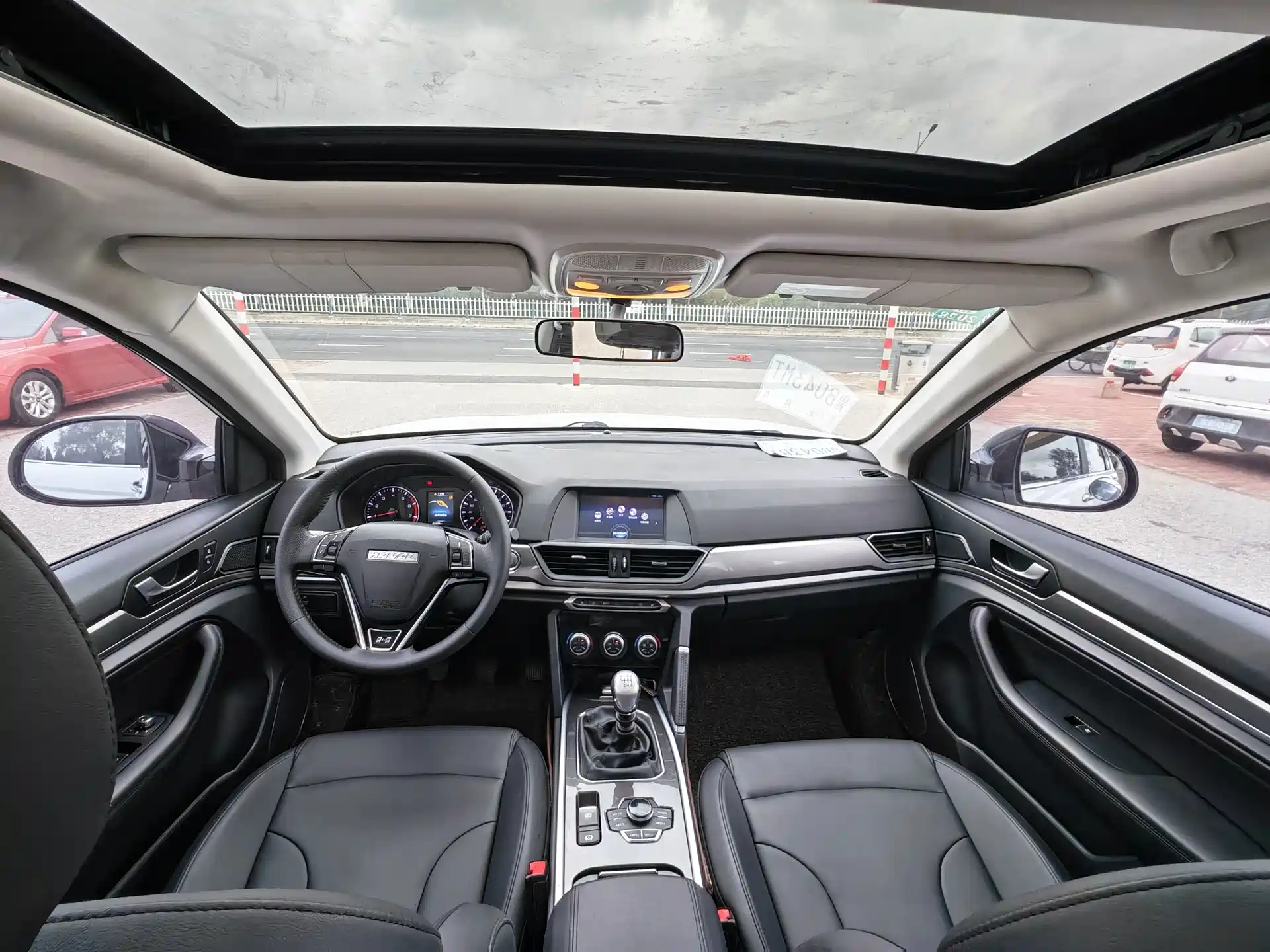 صورة 8 - Haval H6