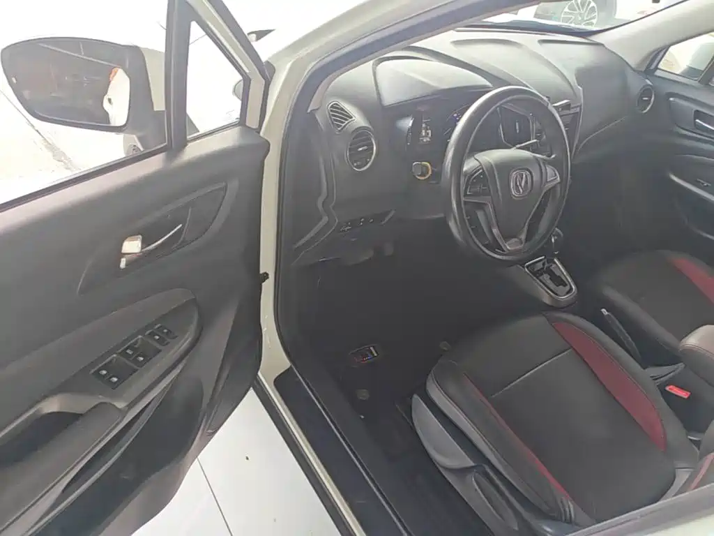 Changan CS15 2018 2016 1.5L Automatic Fashion
