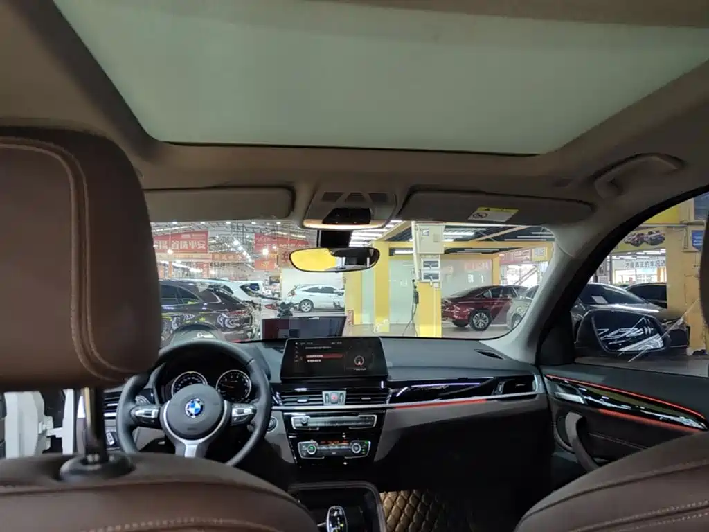BMW X1 2020 sDrive20Li Premium Edition фото 18