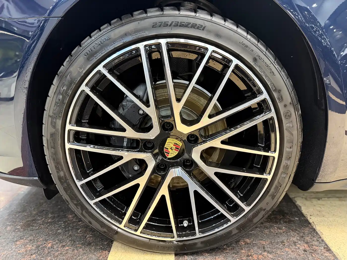 Porsche Panamera 2017 Panamera Executive Long Wheelbase 3.0T фото 16
