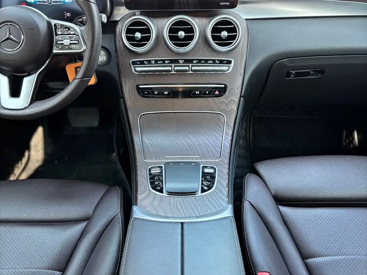 Mercedes-Benz GLC 2020 Facelift GLC 300 L 4MATIC Dynamic фото 13