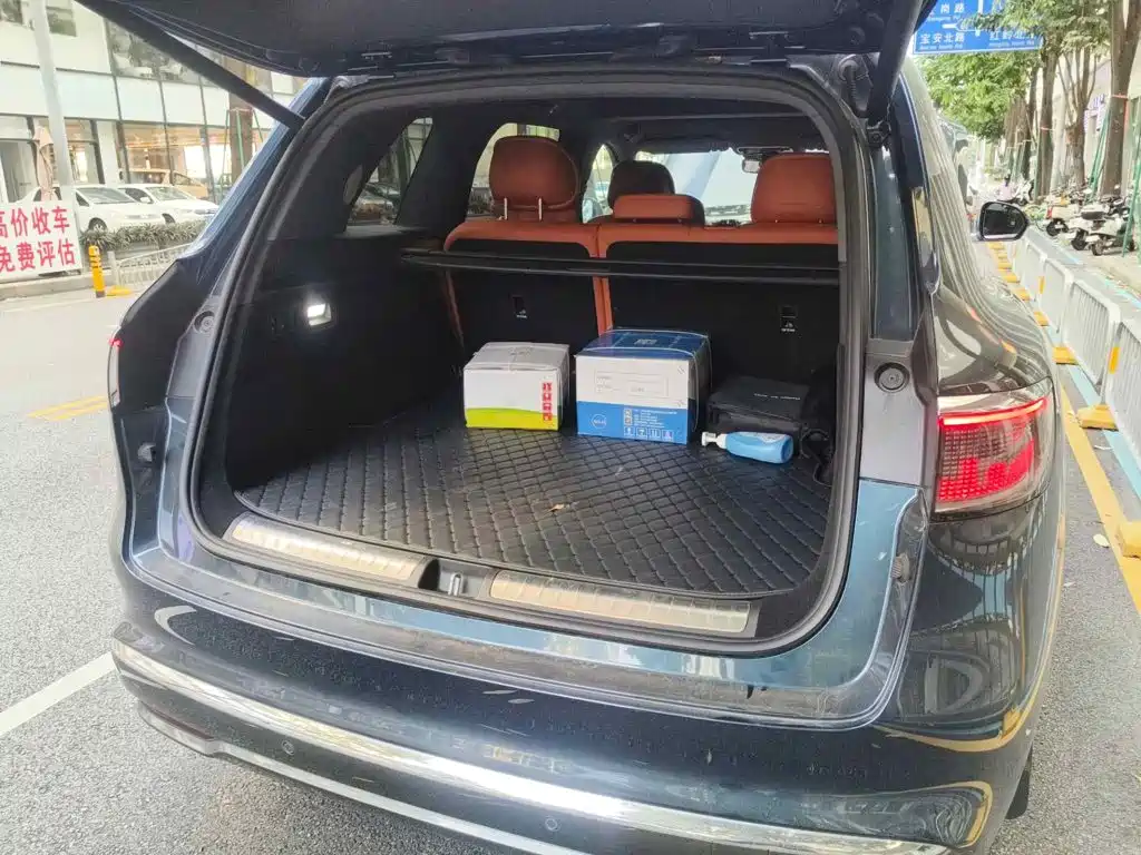 Aito AITO M8 2025 2025 Range Extender Max+ Edition 53.4kWh 5-seater