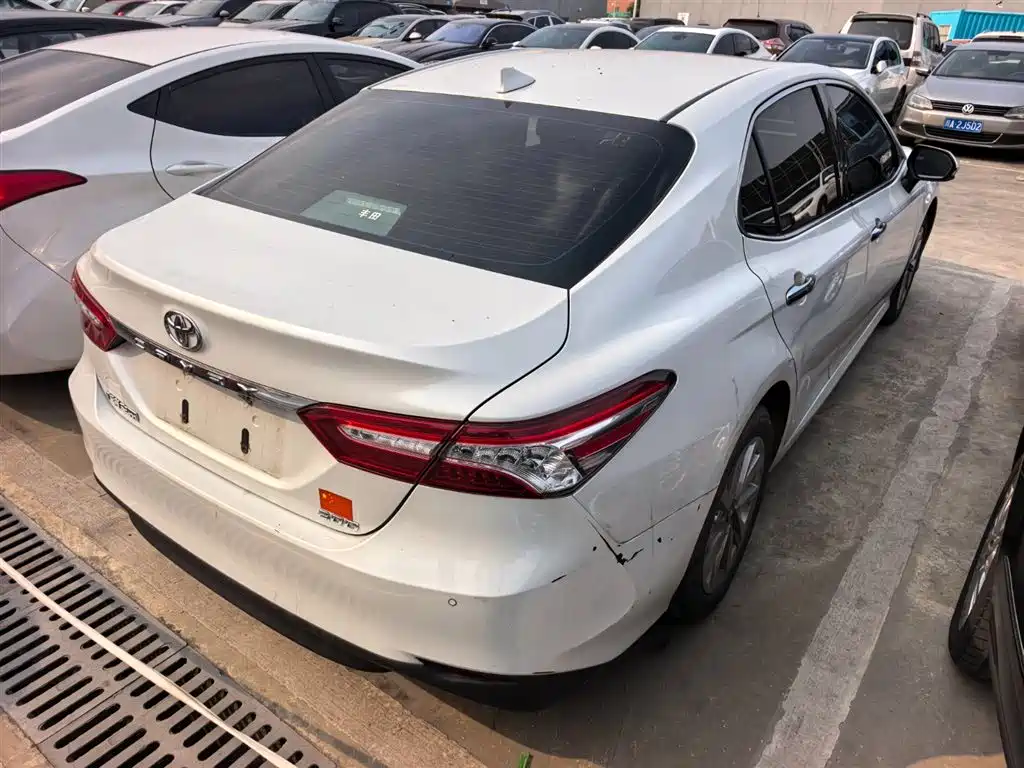 Toyota Camry 2021 2.0G Luxury Edition фото 6