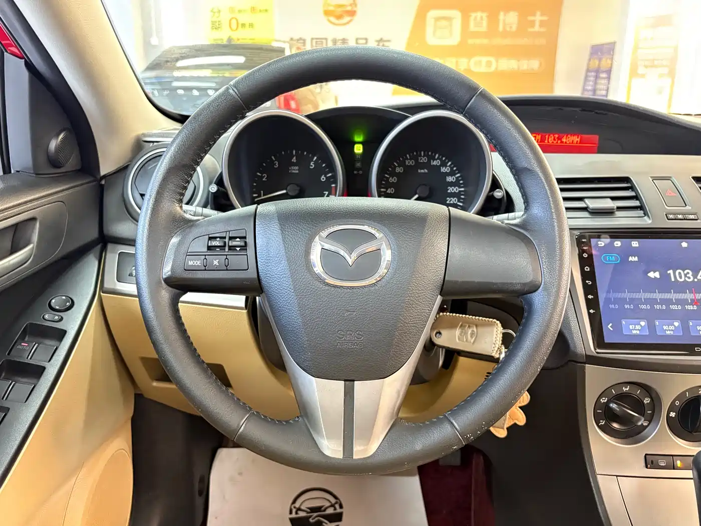 Mazda Mazda3 (Import) 2010 Hatchback 1.6 Automatic Luxury фото 14