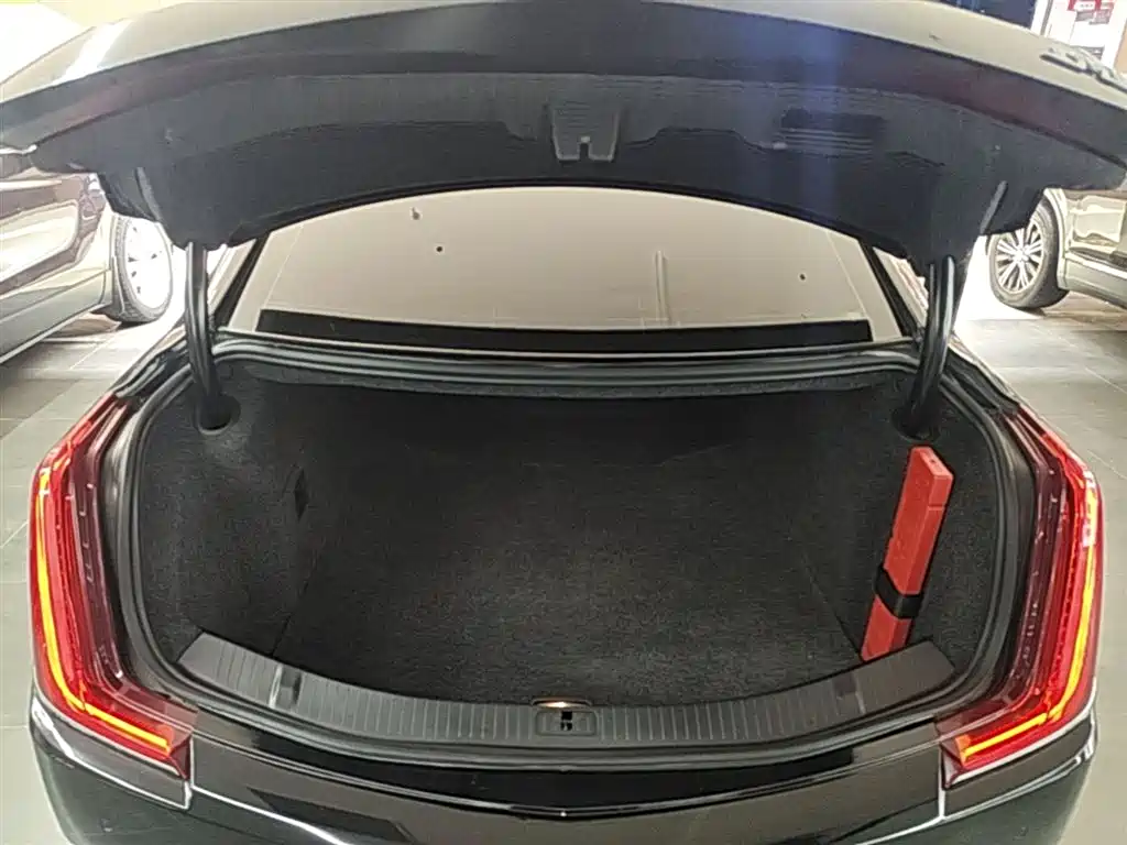 Cadillac XTS 2018 28T Elite фото 19