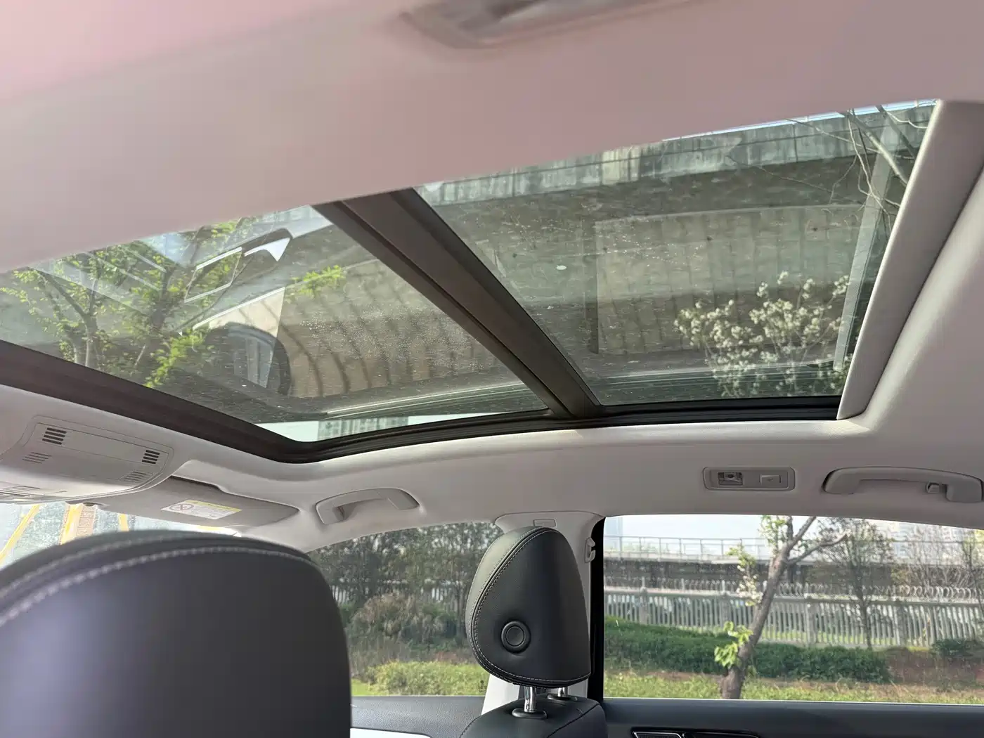 Volkswagen Magotan 2025 Popular Edition 280TSI DSG Comfort фото 12