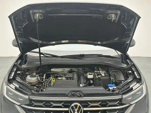 Volkswagen Tayron 2024 300TSI 2WD Luxury Plus Advanced фото 20