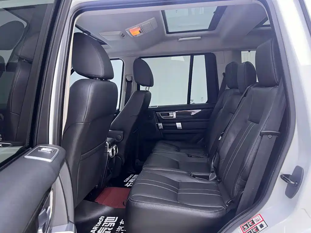 Фото 15 - Land Rover Discovery