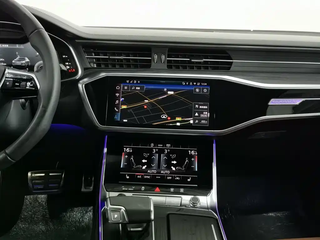 Фото 12 - Audi A6L