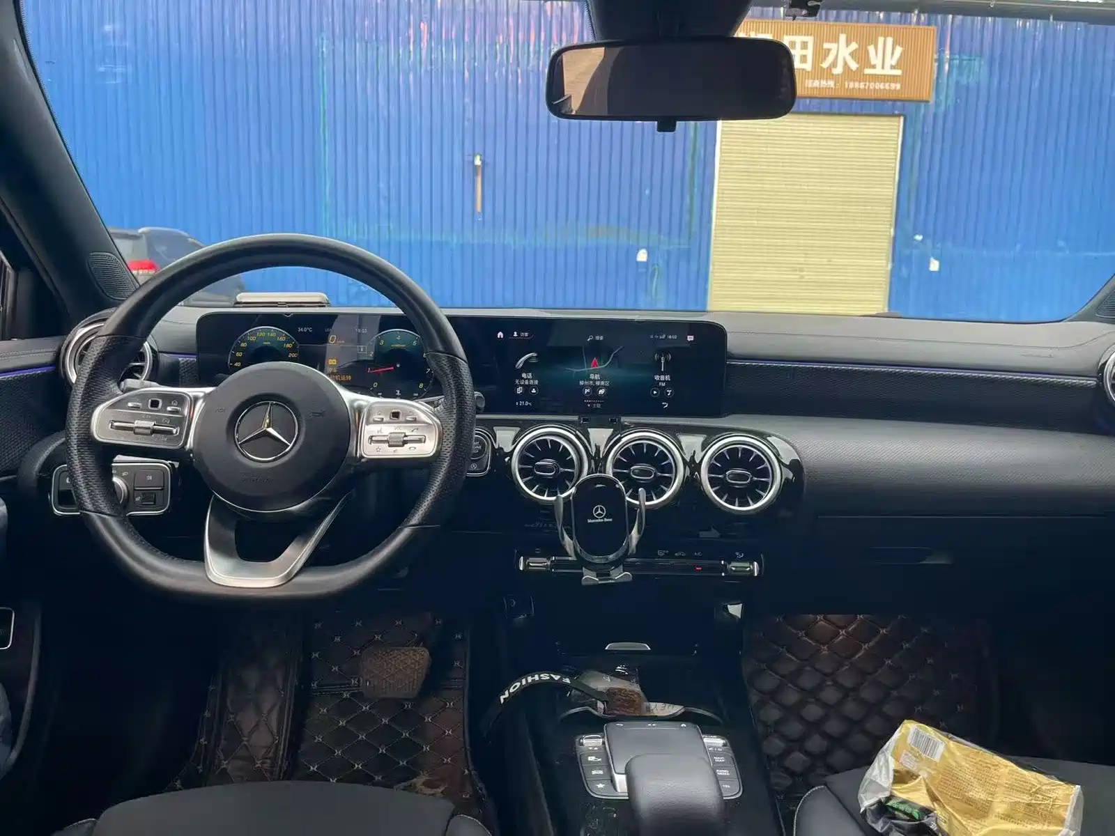 Фото 8 - Mercedes-Benz A-Class