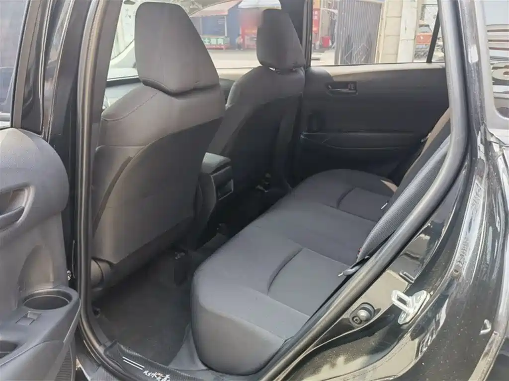 Toyota Corolla Cross 2024 Model 2.0L Pioneer Edition фото 18