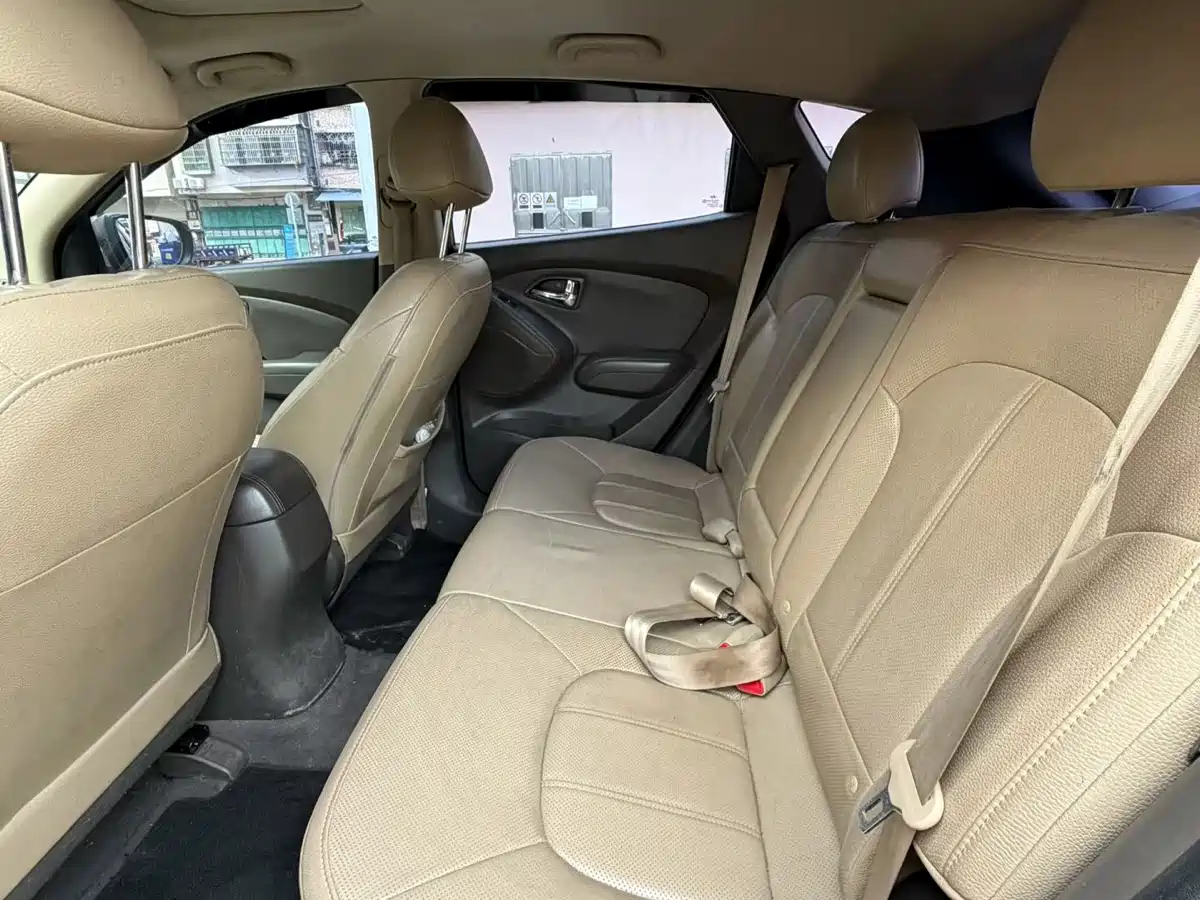 Hyundai Beijing Hyundai ix35 2012 2.0L Automatic 2WD GLS Elite фото 6