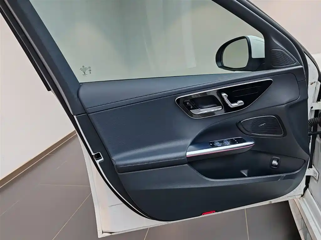 Mercedes-Benz C-Class 2022 C 260 L Sport Edition фото 8