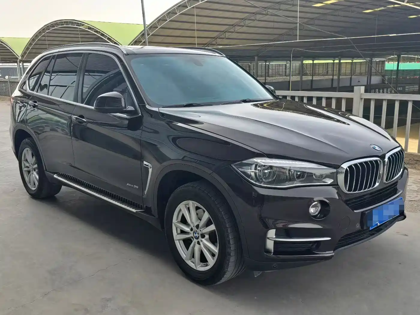 BMW X5 (Import) 2017 xDrive35i Leading Edition фото 3