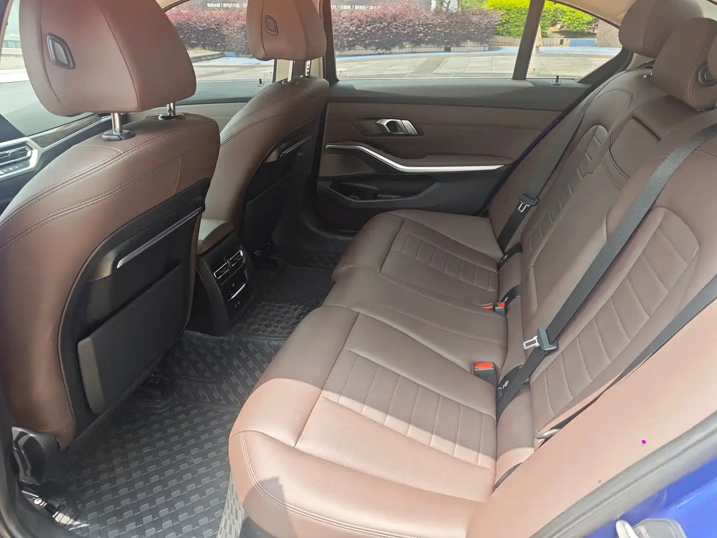 BMW 3 Series 2020 325Li M Sport Package фото 10