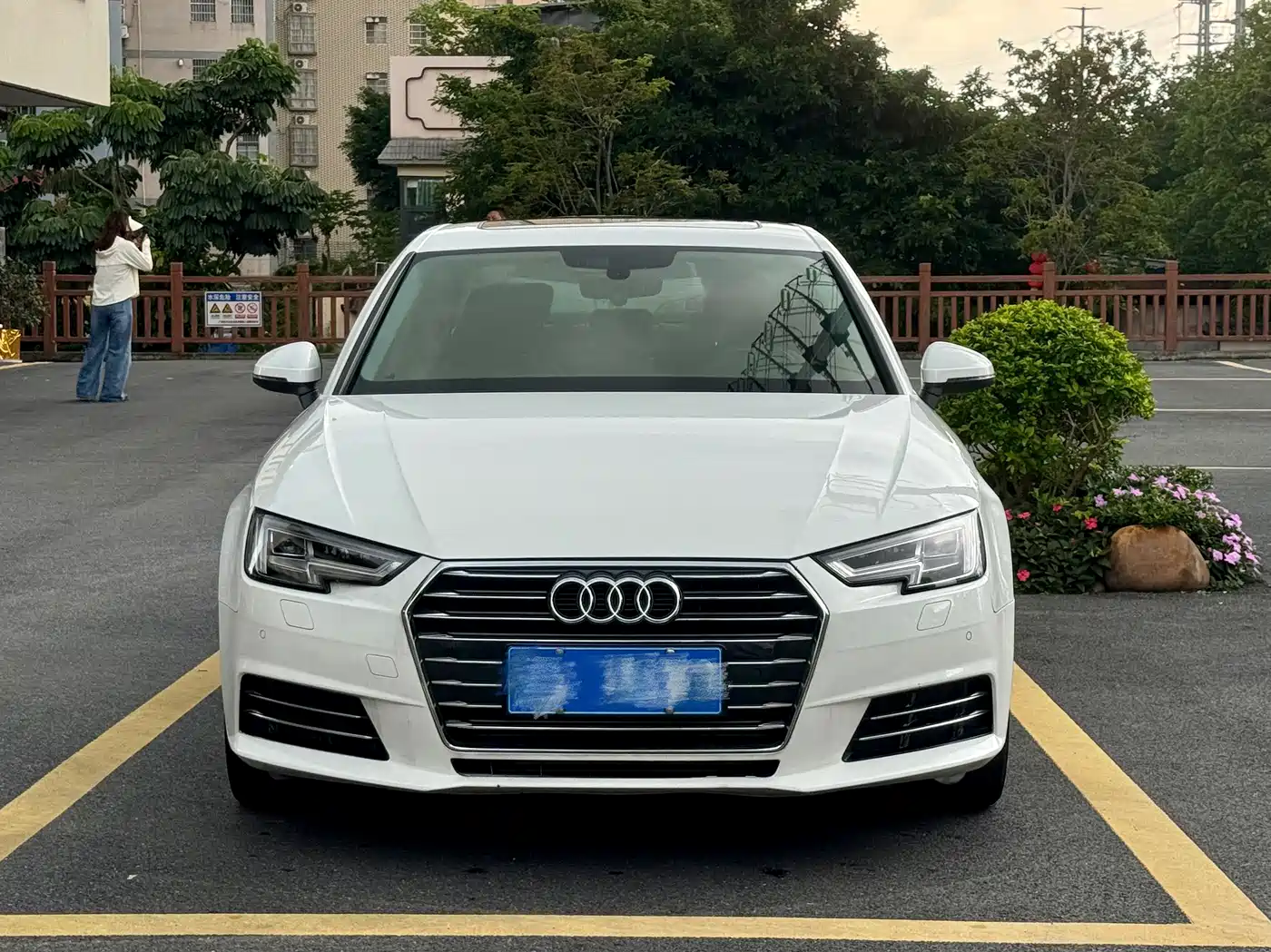 Audi A4L 2017 40 TFSI Style Edition