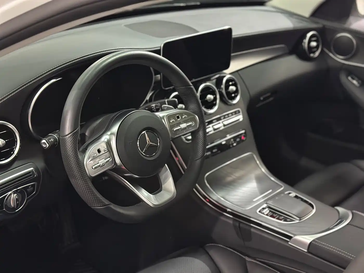 Mercedes-Benz C-Class 2021 C 200 L Dynamic Sport Edition фото 9