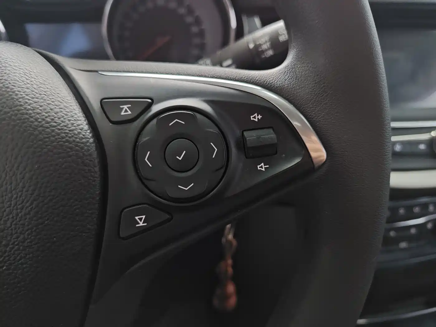 Buick Verano 2016 Hatchback 15S Automatic Leading фото 19