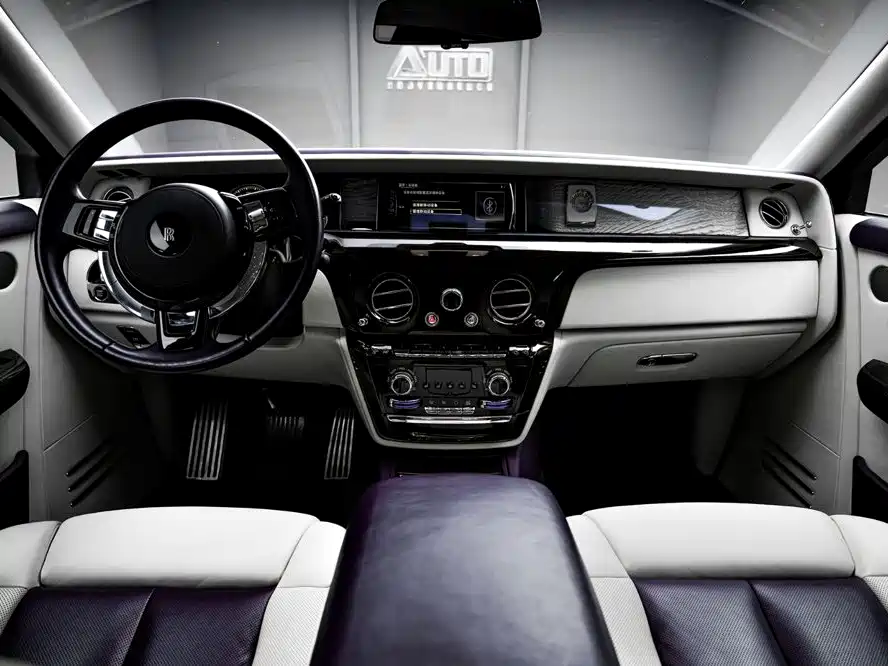Rolls-Royce Phantom 2018 2018 6.7T Long Wheelbase Version