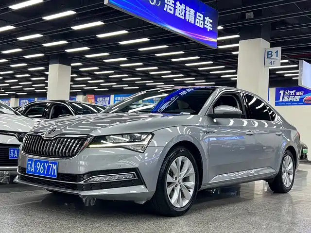 Škoda Superb 2019 TSI280 DSG Comfort Edition