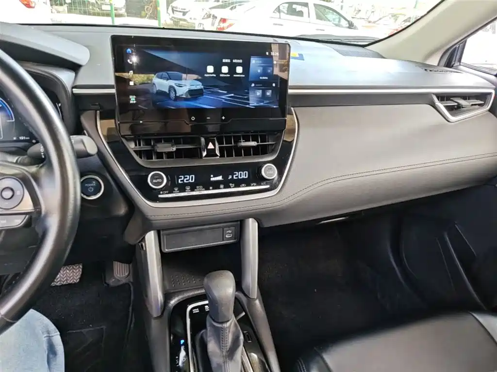 Toyota Frontlander 2023 2.0L Smart Hybrid Dual Engine Leading Edition фото 10