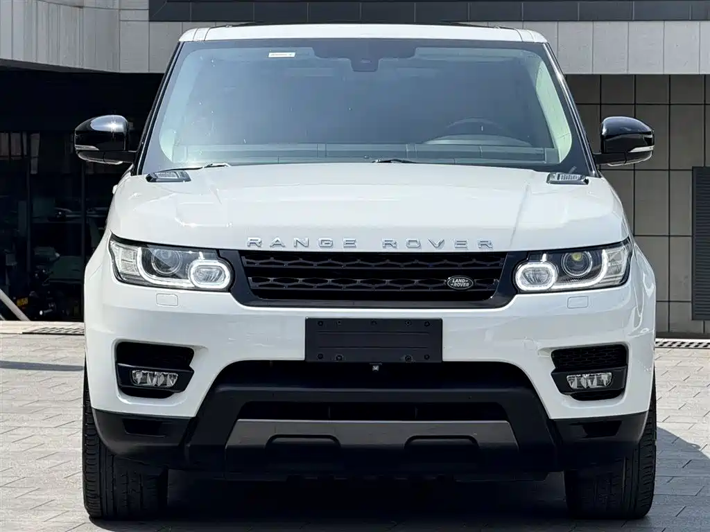 Land Rover Range Rover Sport 2016 Model 3.0 SC V6 HSE DYNAMIC фото 11