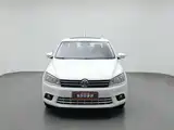 Photo 3 - Volkswagen Jetta