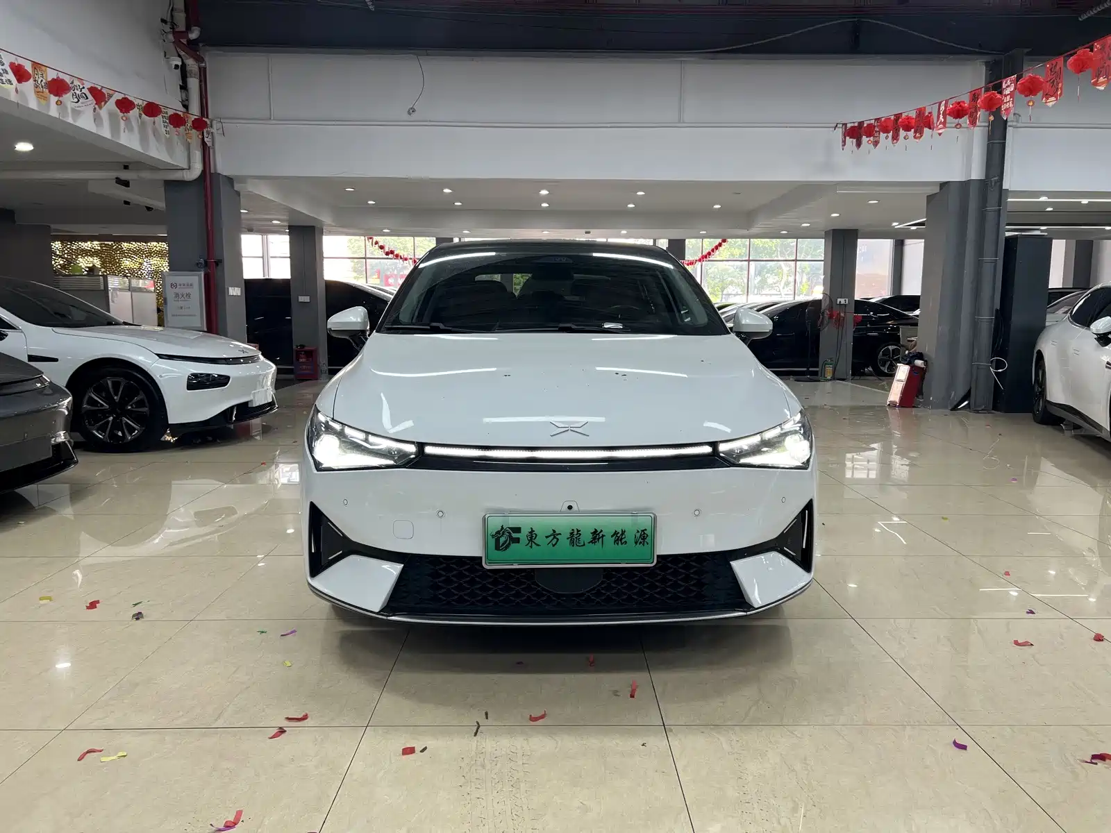Фото 2 - XPeng P5
