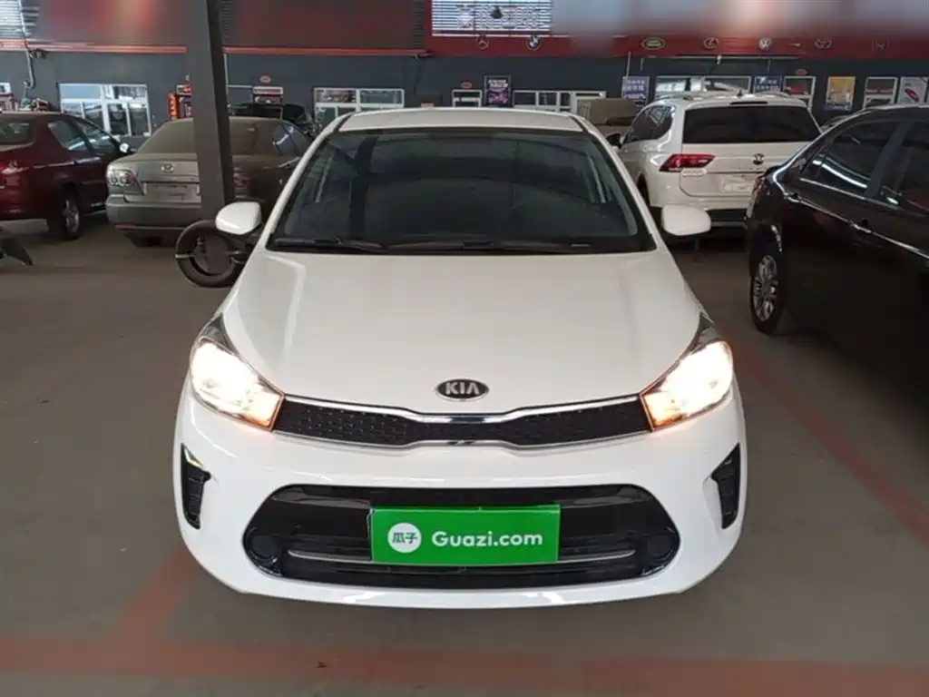 Kia Huan Chi 2017 1.4L Manual Smart Fashion фото 3