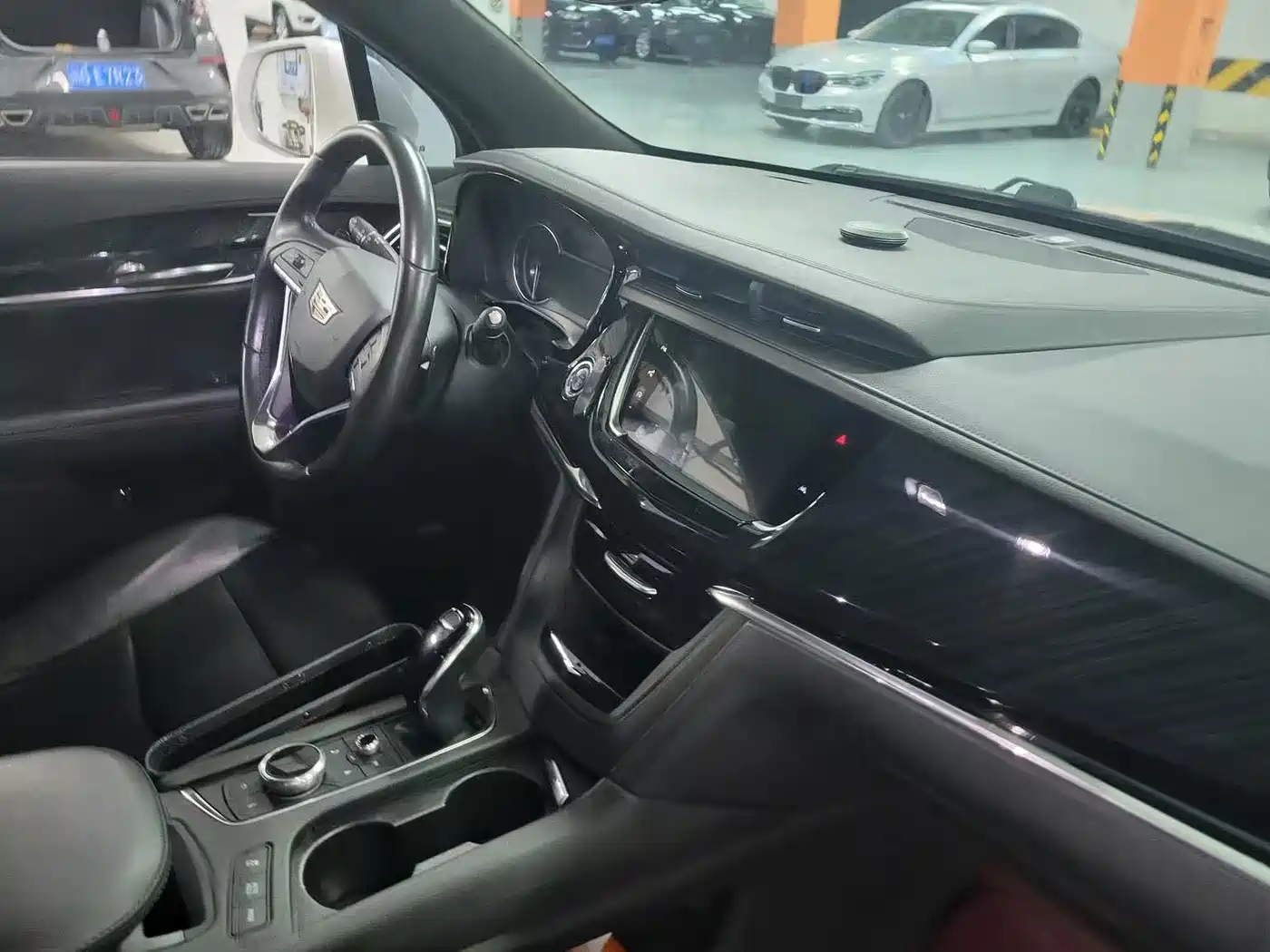 Cadillac XT6 2019 2020 28T 6-Seater Luxury Model