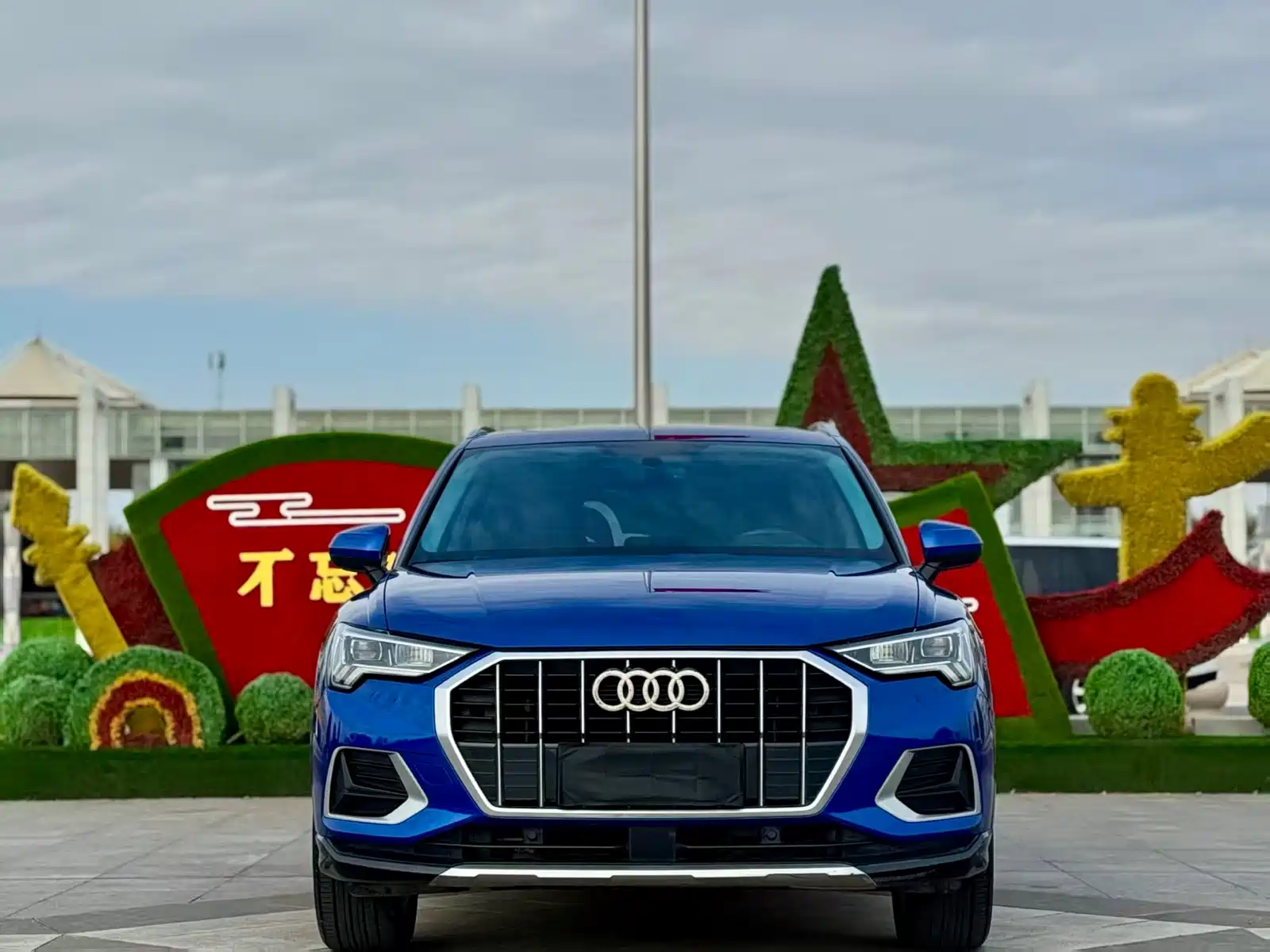 Фото 2 - Audi Q3