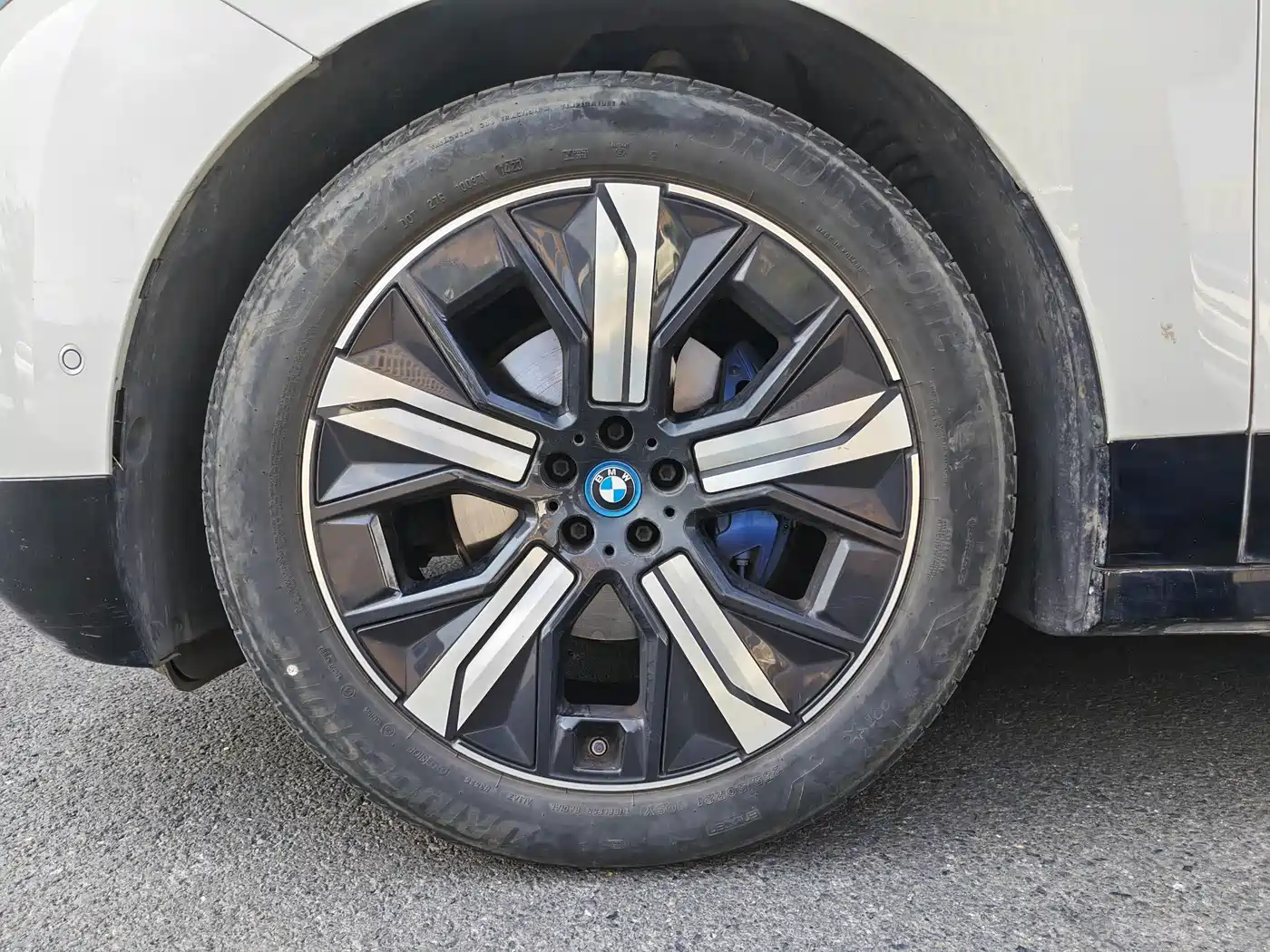 BMW iX 2025 2022 xDrive40